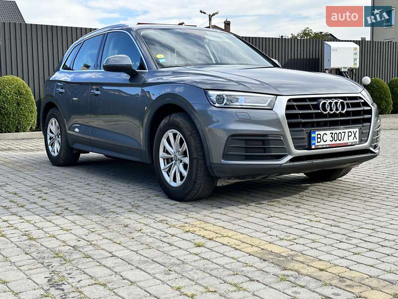 Внедорожник / Кроссовер Audi Q5 2020 в Львове