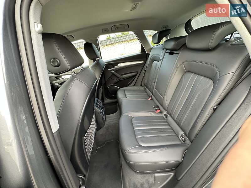 Внедорожник / Кроссовер Audi Q5 2020 в Львове