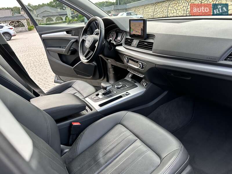 Внедорожник / Кроссовер Audi Q5 2020 в Львове