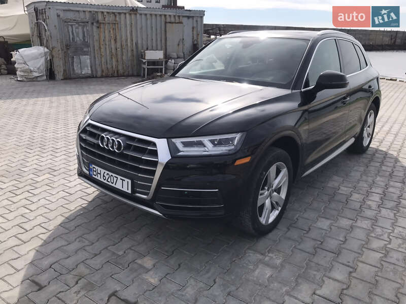 Внедорожник / Кроссовер Audi Q5 2018 в Одессе