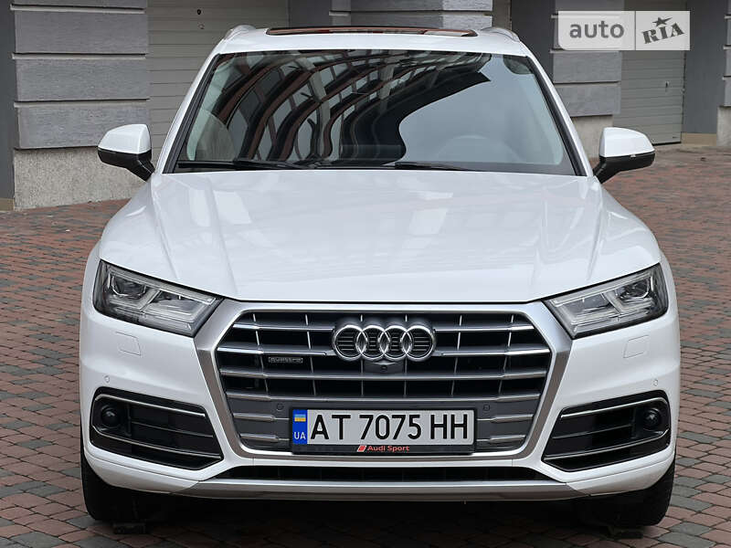 Позашляховик / Кросовер Audi Q5 2017 в Івано-Франківську
