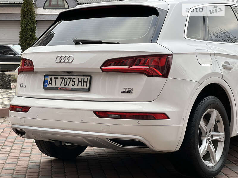 Позашляховик / Кросовер Audi Q5 2017 в Івано-Франківську