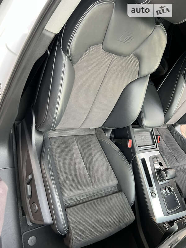 Позашляховик / Кросовер Audi Q5 2017 в Івано-Франківську