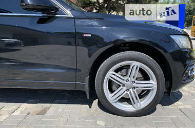 Внедорожник / Кроссовер Audi Q5 2016 в 
