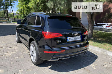 Внедорожник / Кроссовер Audi Q5 2016 в 