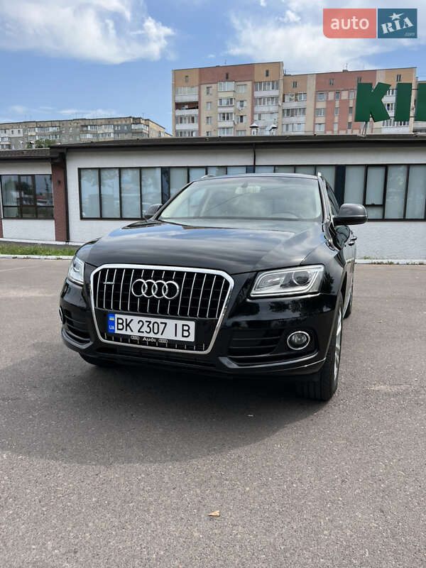 Внедорожник / Кроссовер Audi Q5 2014 в Ровно
