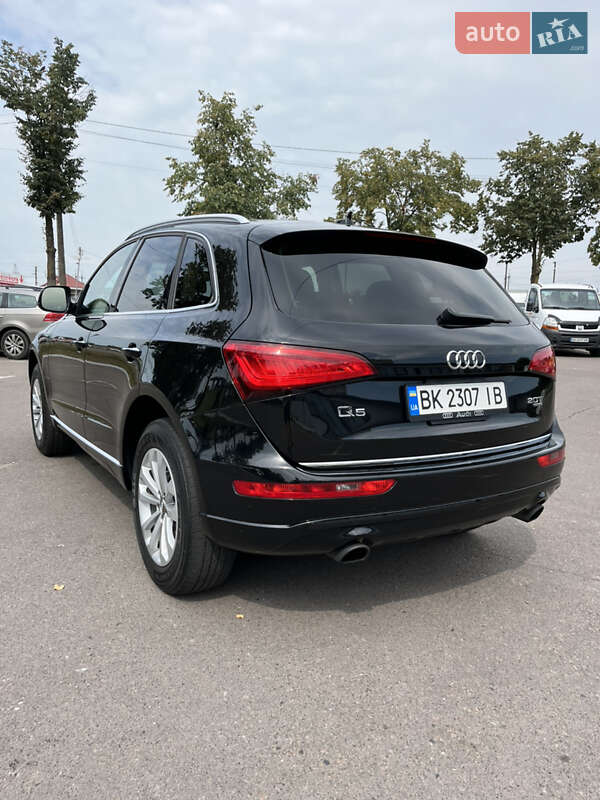 Внедорожник / Кроссовер Audi Q5 2014 в Ровно