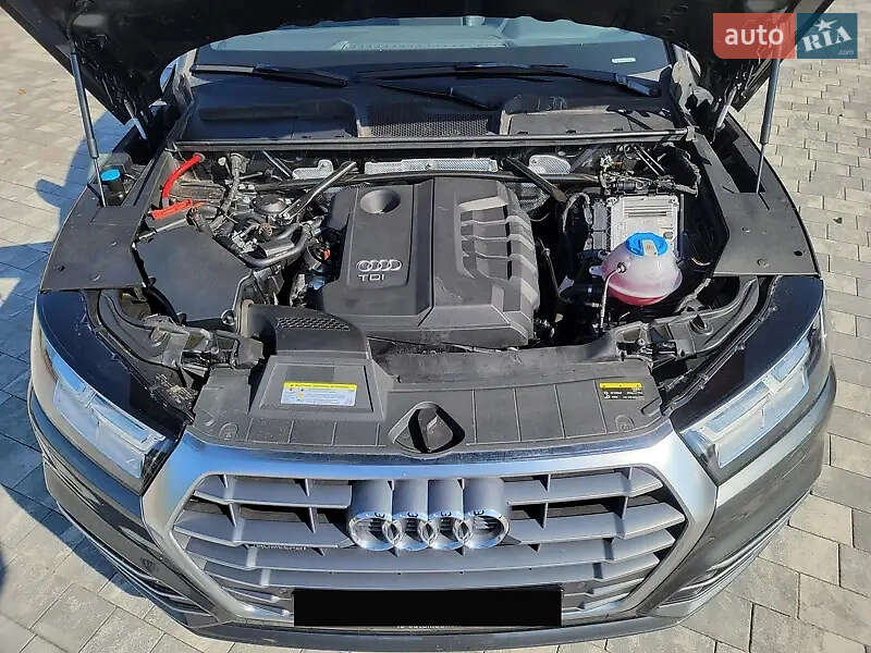 Позашляховик / Кросовер Audi Q5 2017 в Києві