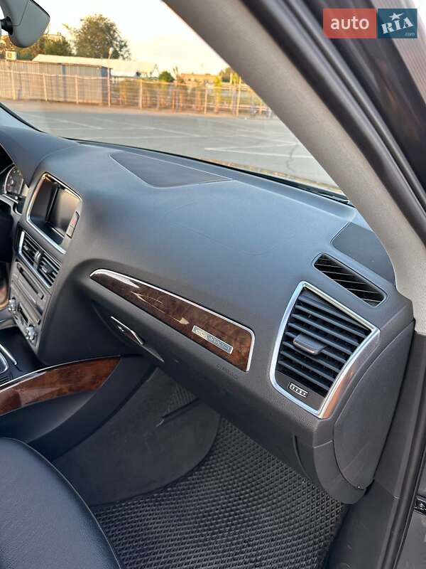 Позашляховик / Кросовер Audi Q5 2015 в Дніпрі