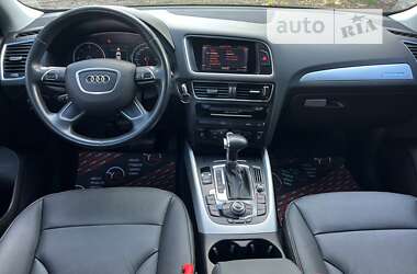 Внедорожник / Кроссовер Audi Q5 2016 в 