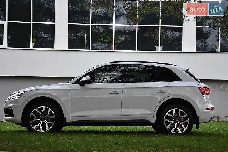 Позашляховик / Кросовер Audi Q5 2018 в Івано-Франківську фото 16 Позашляховик / Кросовер Audi Q5 2018 в Івано-Франківську