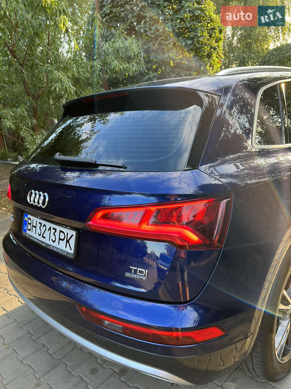 Позашляховик / Кросовер Audi Q5 2018 в Одесі
