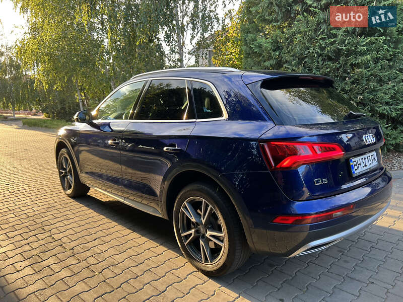 Позашляховик / Кросовер Audi Q5 2018 в Одесі