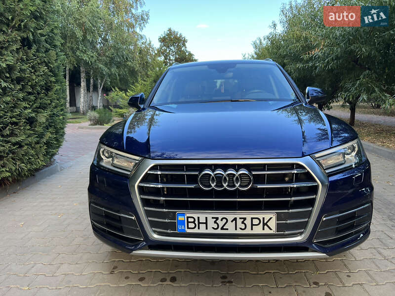Позашляховик / Кросовер Audi Q5 2018 в Одесі