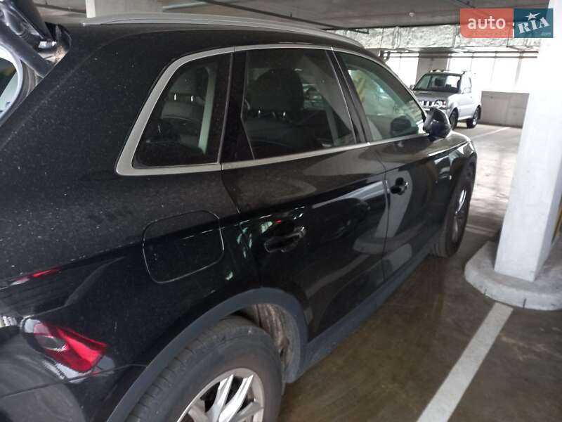 Внедорожник / Кроссовер Audi Q5 2018 в Киеве