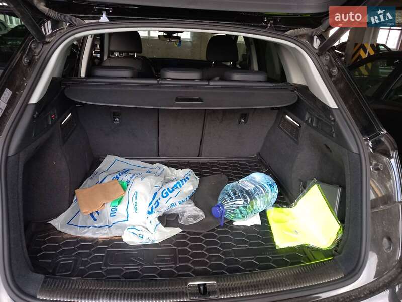 Внедорожник / Кроссовер Audi Q5 2018 в Киеве