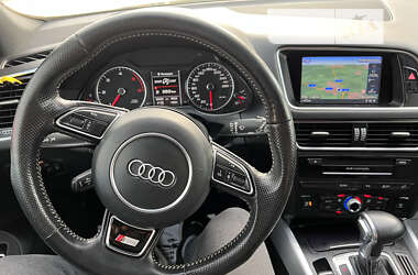 Внедорожник / Кроссовер Audi Q5 2016 в 