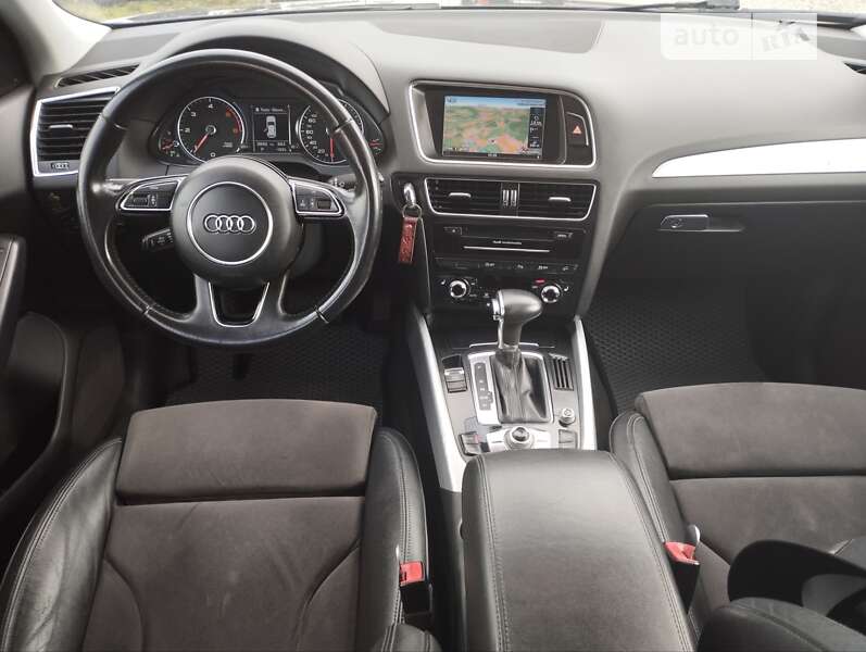 Внедорожник / Кроссовер Audi Q5 2012 в Калуше