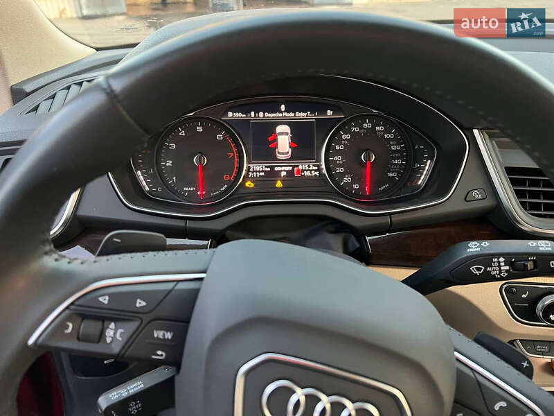 Позашляховик / Кросовер Audi Q5 2020 в Харкові