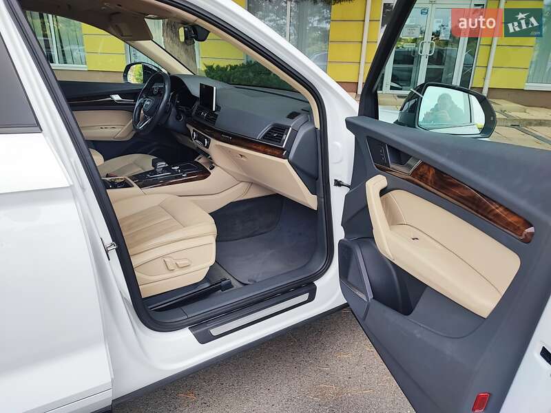 Внедорожник / Кроссовер Audi Q5 2017 в Борисполе