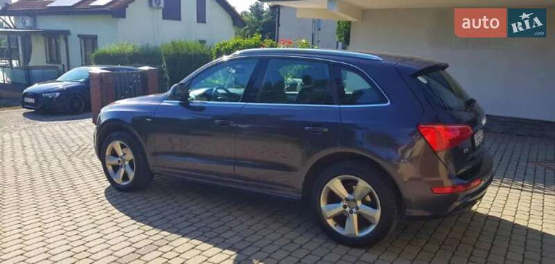 Позашляховик / Кросовер Audi Q5 2010 в Запоріжжі