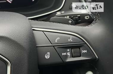 Внедорожник / Кроссовер Audi Q5 2021 в 