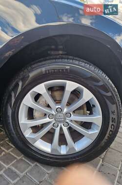 Внедорожник / Кроссовер Audi Q5 2015 в 