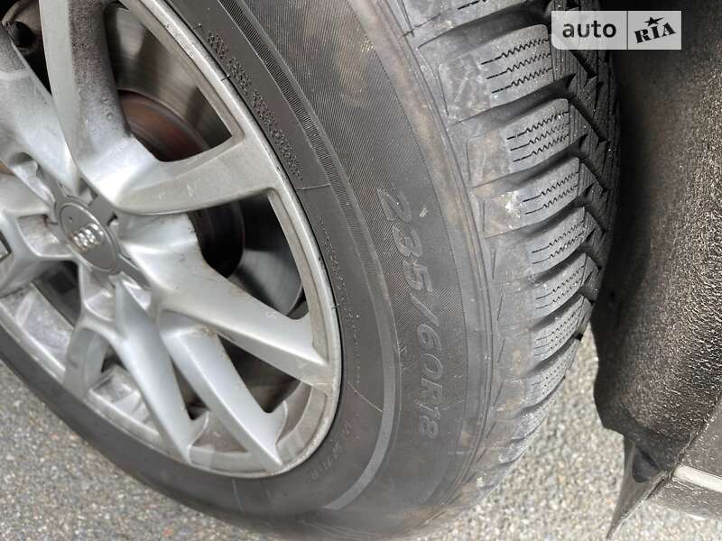 Позашляховик / Кросовер Audi Q5 2012 в Києві