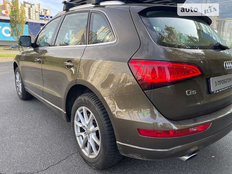 Позашляховик / Кросовер Audi Q5 2012 в Києві