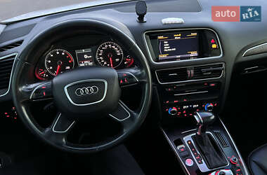 Внедорожник / Кроссовер Audi Q5 2015 в 