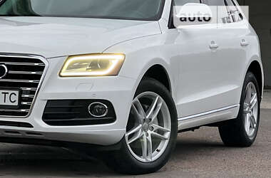 Внедорожник / Кроссовер Audi Q5 2012 в 