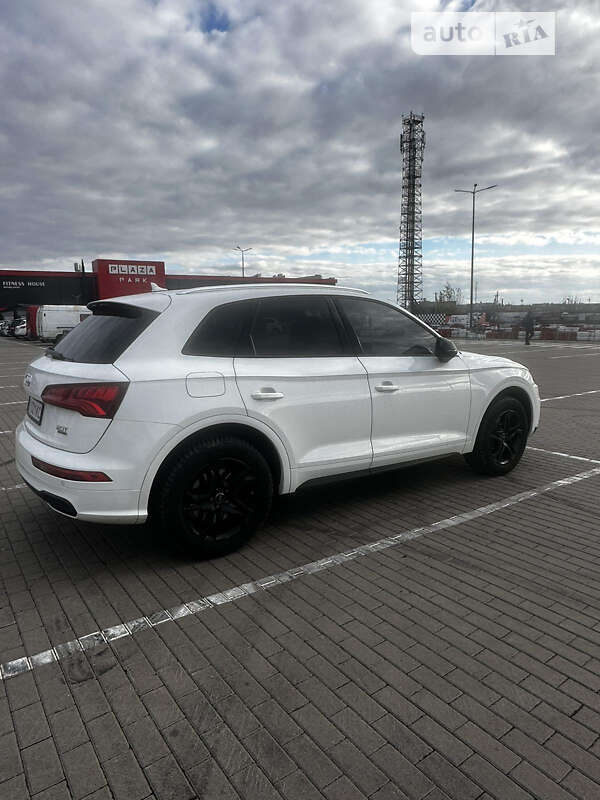 Позашляховик / Кросовер Audi Q5 2018 в Вінниці фото 12 Позашляховик / Кросовер Audi Q5 2018 в Вінниці