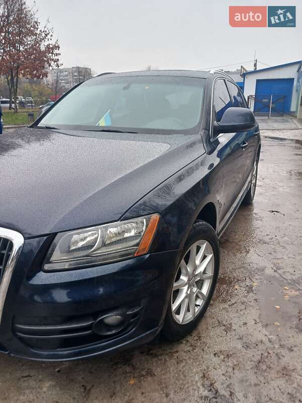 Внедорожник / Кроссовер Audi Q5 2011 в Львове