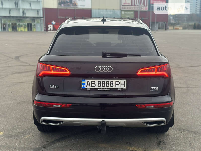 Внедорожник / Кроссовер Audi Q5 2017 в Виннице
