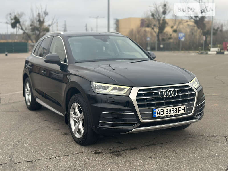 Внедорожник / Кроссовер Audi Q5 2017 в Виннице