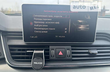 Внедорожник / Кроссовер Audi Q5 2017 в 