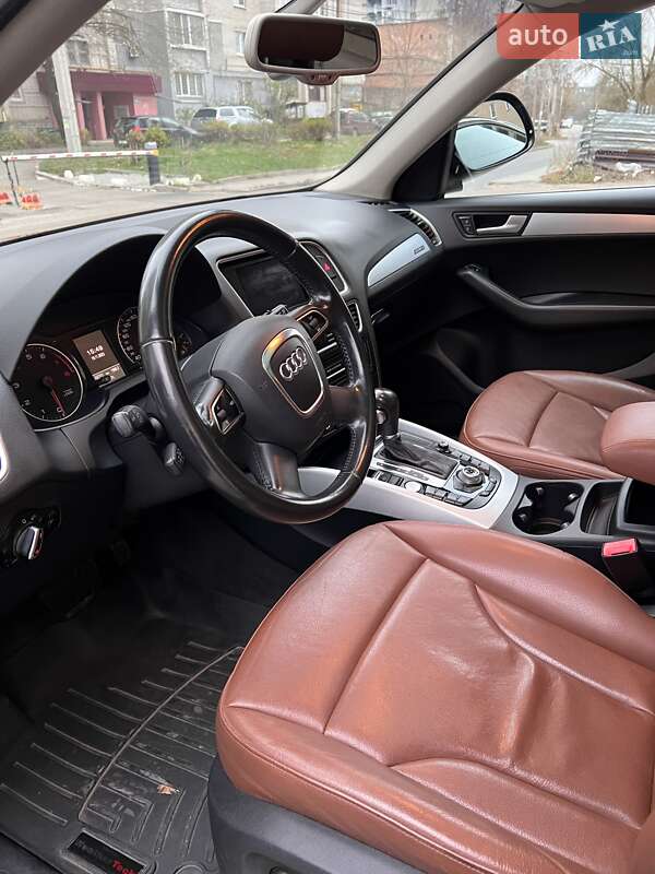 Внедорожник / Кроссовер Audi Q5 2012 в Харькове