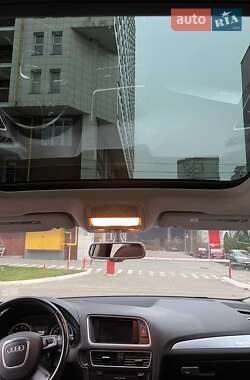 Внедорожник / Кроссовер Audi Q5 2012 в 