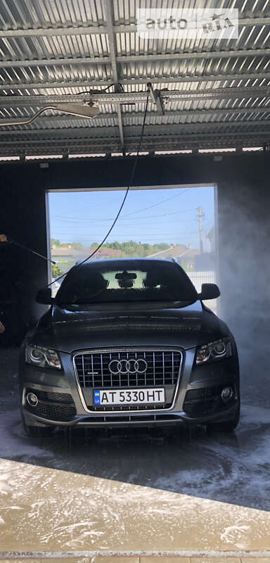 Позашляховик / Кросовер Audi Q5 2010 в Долині фото 4 Позашляховик / Кросовер Audi Q5 2010 в Долині