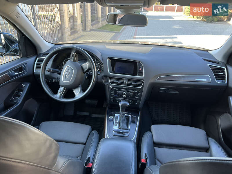 Внедорожник / Кроссовер Audi Q5 2015 в Львове