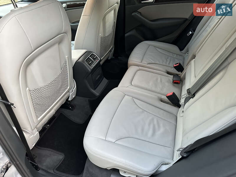 Позашляховик / Кросовер Audi Q5 2015 в Чернівцях