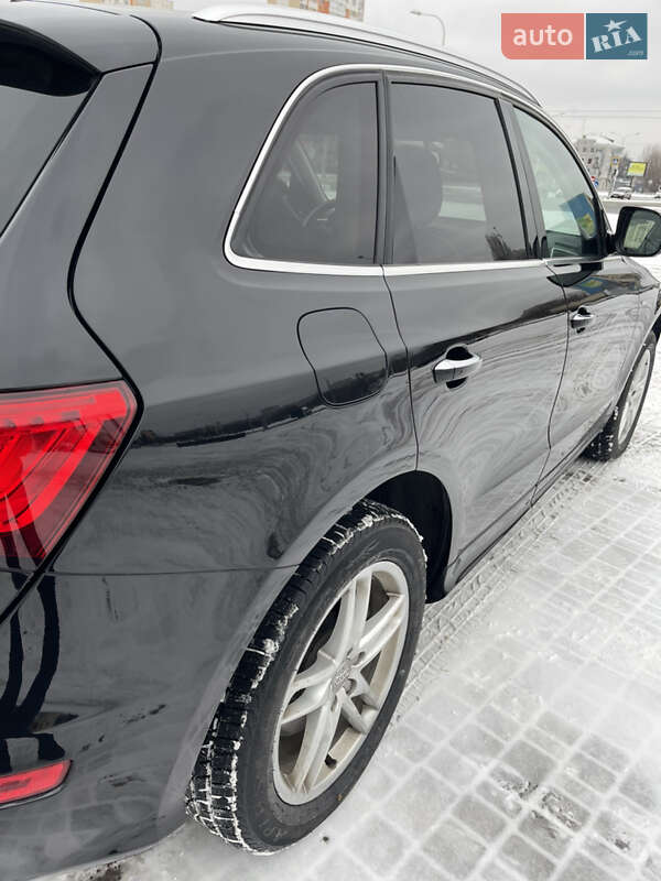 Внедорожник / Кроссовер Audi Q5 2016 в Харькове