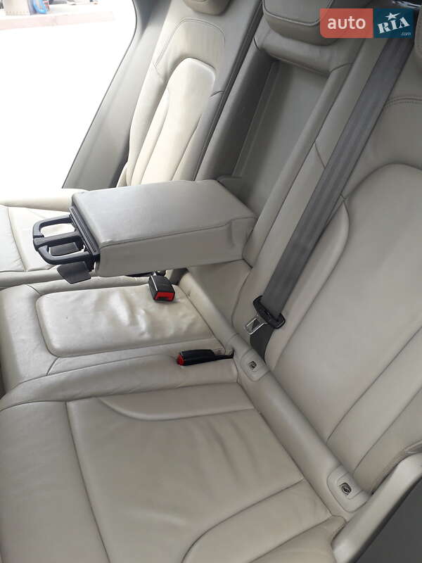 Внедорожник / Кроссовер Audi Q5 2009 в Самборе