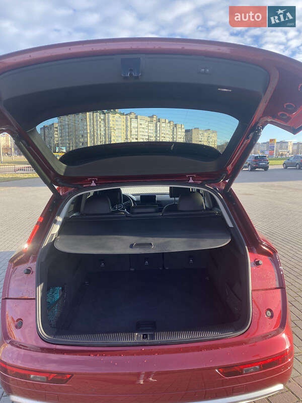 Внедорожник / Кроссовер Audi Q5 2018 в Львове