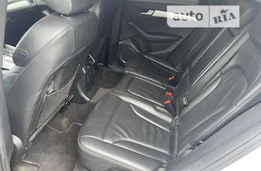 Внедорожник / Кроссовер Audi Q5 2012 в 