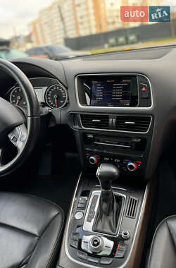 Внедорожник / Кроссовер Audi Q5 2016 в 