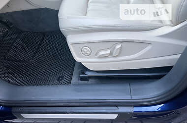 Внедорожник / Кроссовер Audi Q5 2016 в 