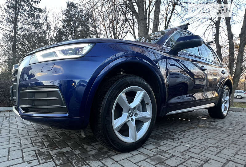 Внедорожник / Кроссовер Audi Q5 2016 в Львове