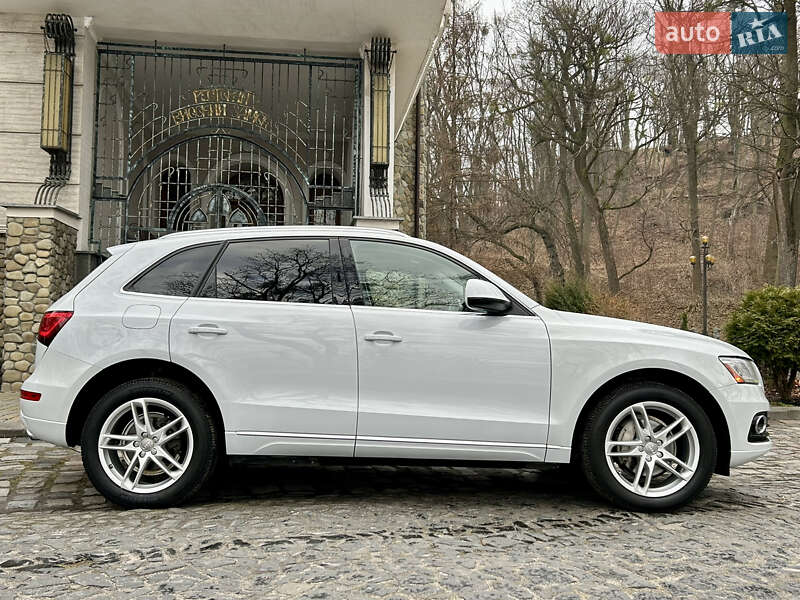 Внедорожник / Кроссовер Audi Q5 2013 в Львове