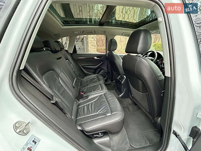 Внедорожник / Кроссовер Audi Q5 2013 в Львове
